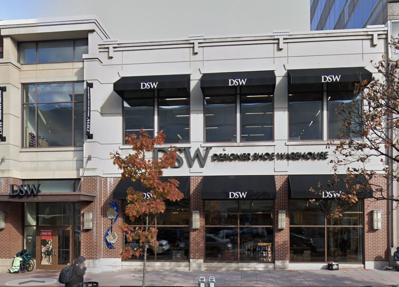 DSW storefront, Washington DC